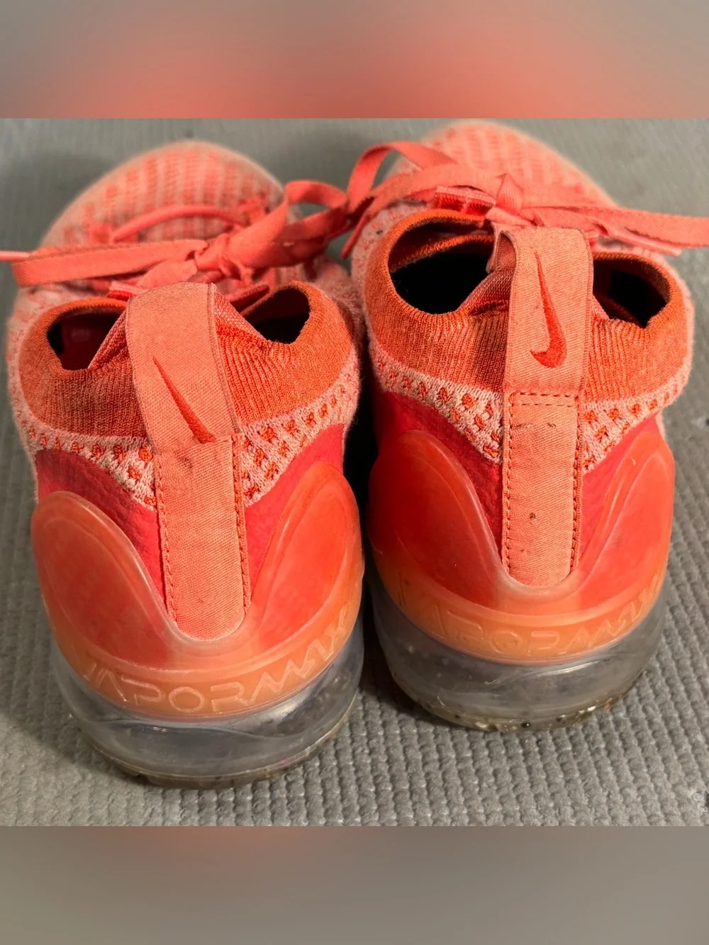 Nike Air VaporMax 2021 Flyknit in 'Magic Ember' Shoes DC4112-800 Women’s Sz 8.5 - Picture 10 of 11